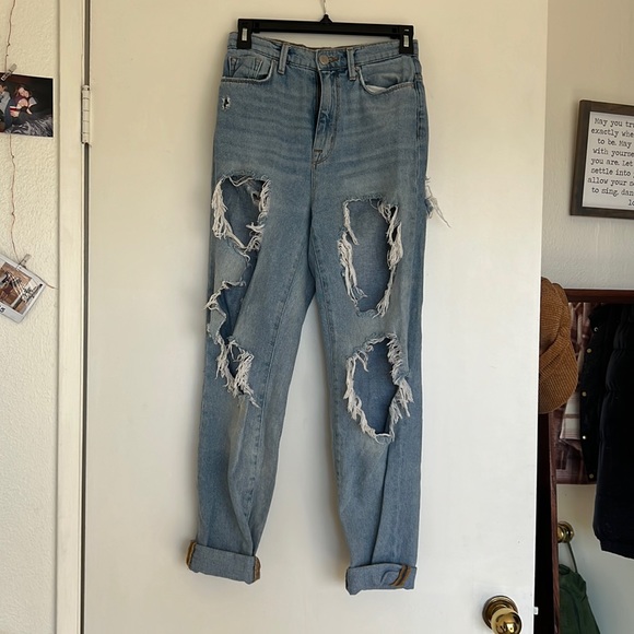 BDG 24W Mom High Rise Jeans - Picture 4 of 5